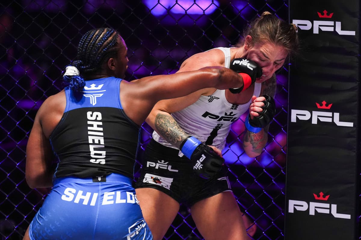 Claressa Shields vs Kelsey DeSantis