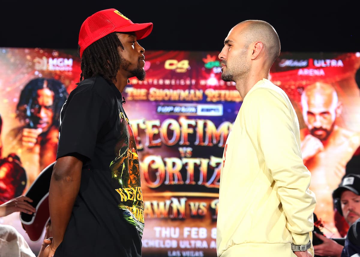 Keyshawn Davis and Jose Pedraza go face to face