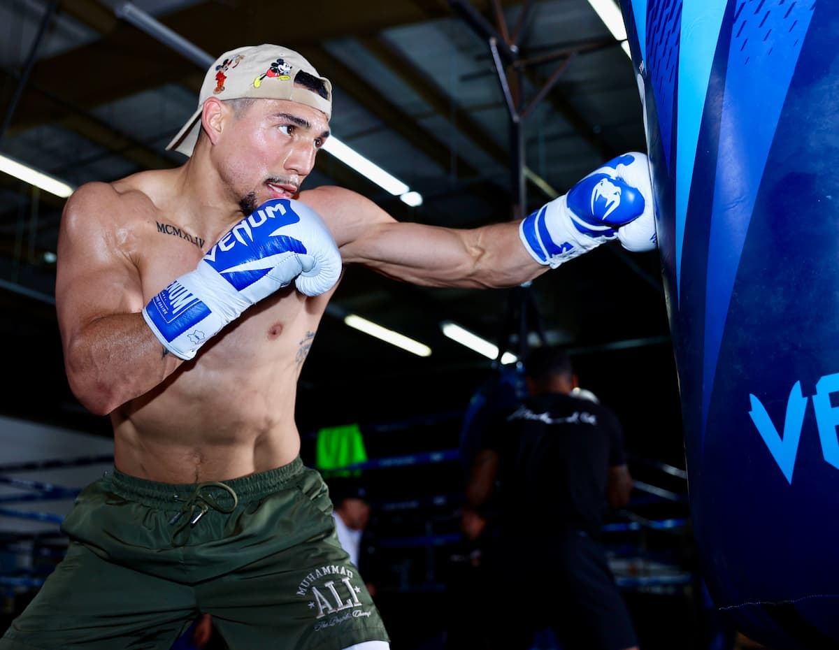 Teofimo Lopez workout