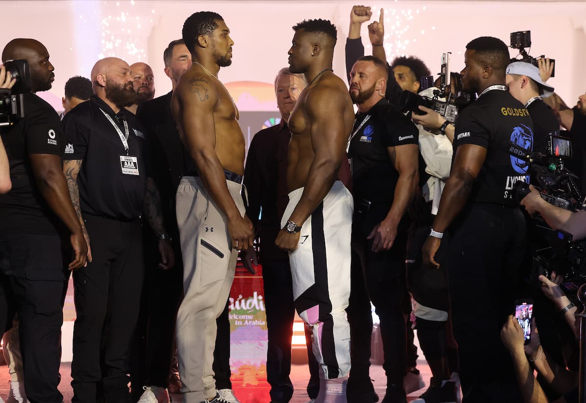 Anthony Joshua vs Francis Ngannou faceoff