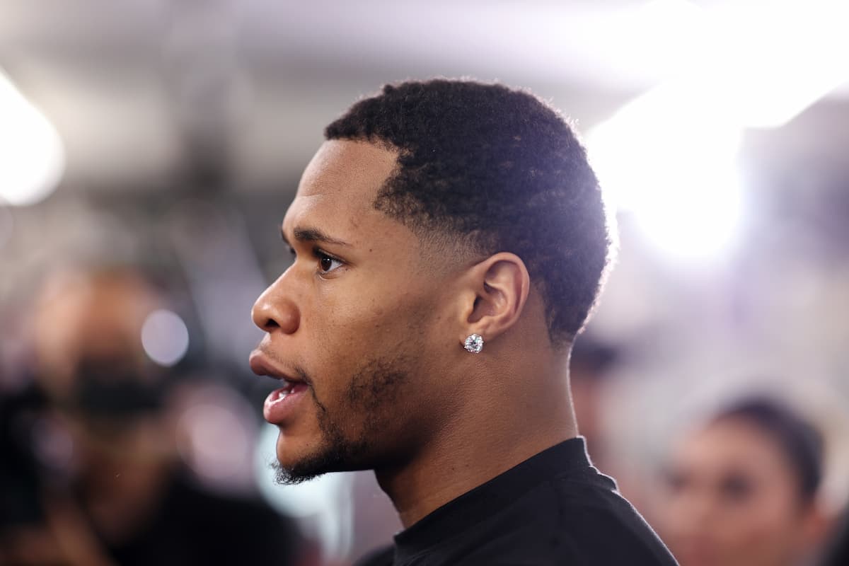 Devin Haney media workout