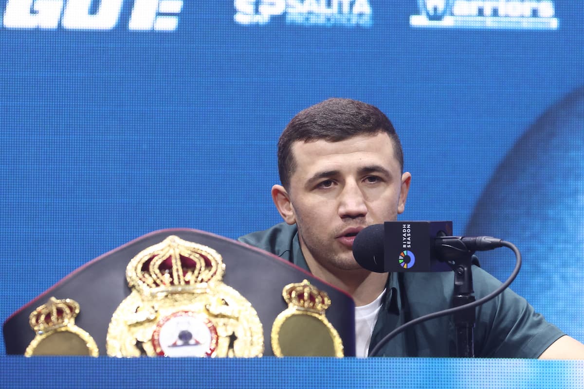 Israil Madrimov at the press conference