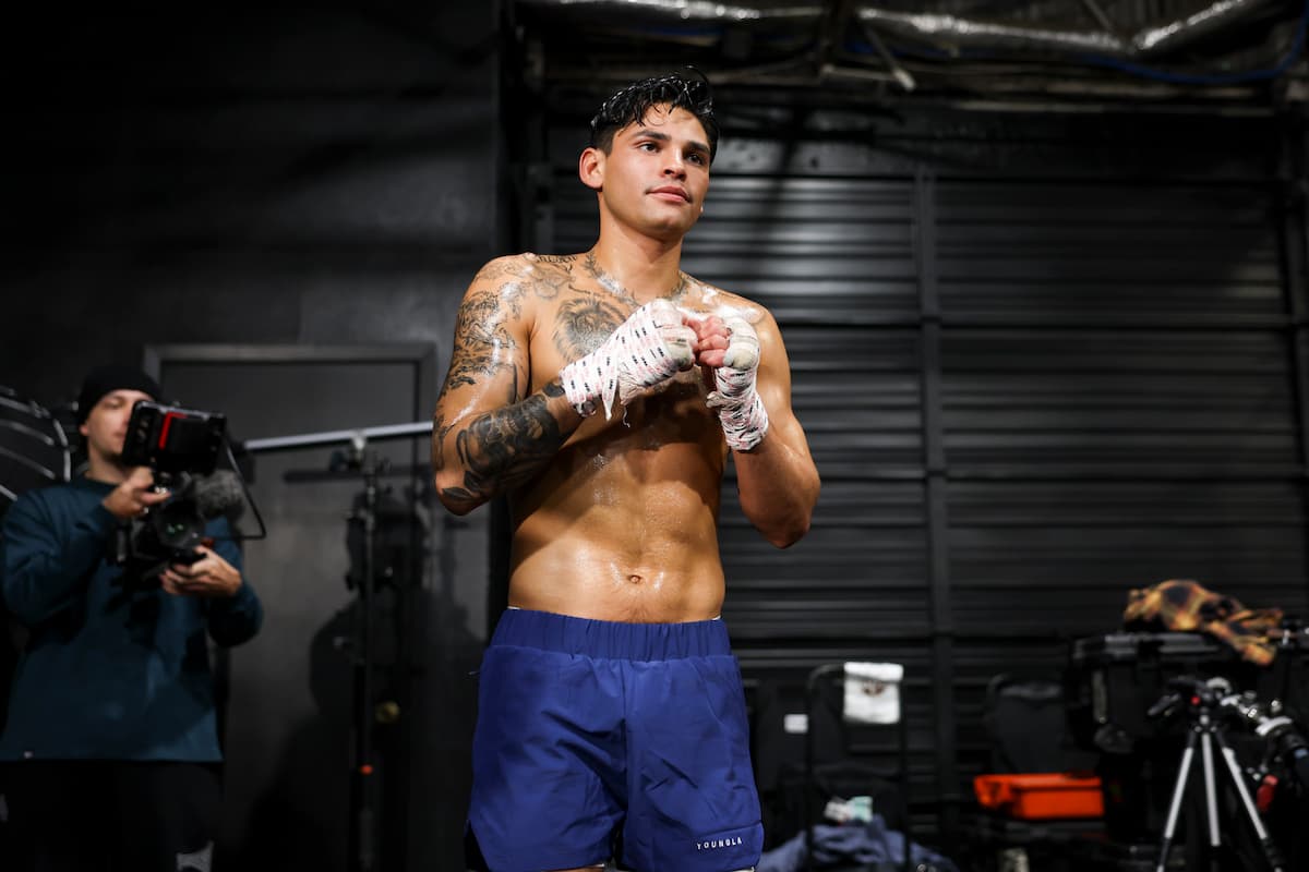 Ryan Garcia shadowboxing