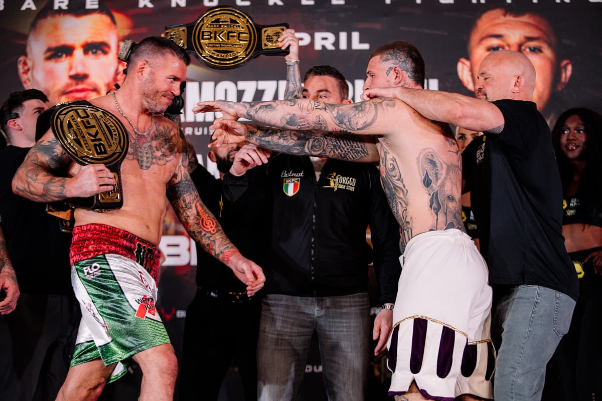 Andrea Bicchi pushes Chris Camozzi