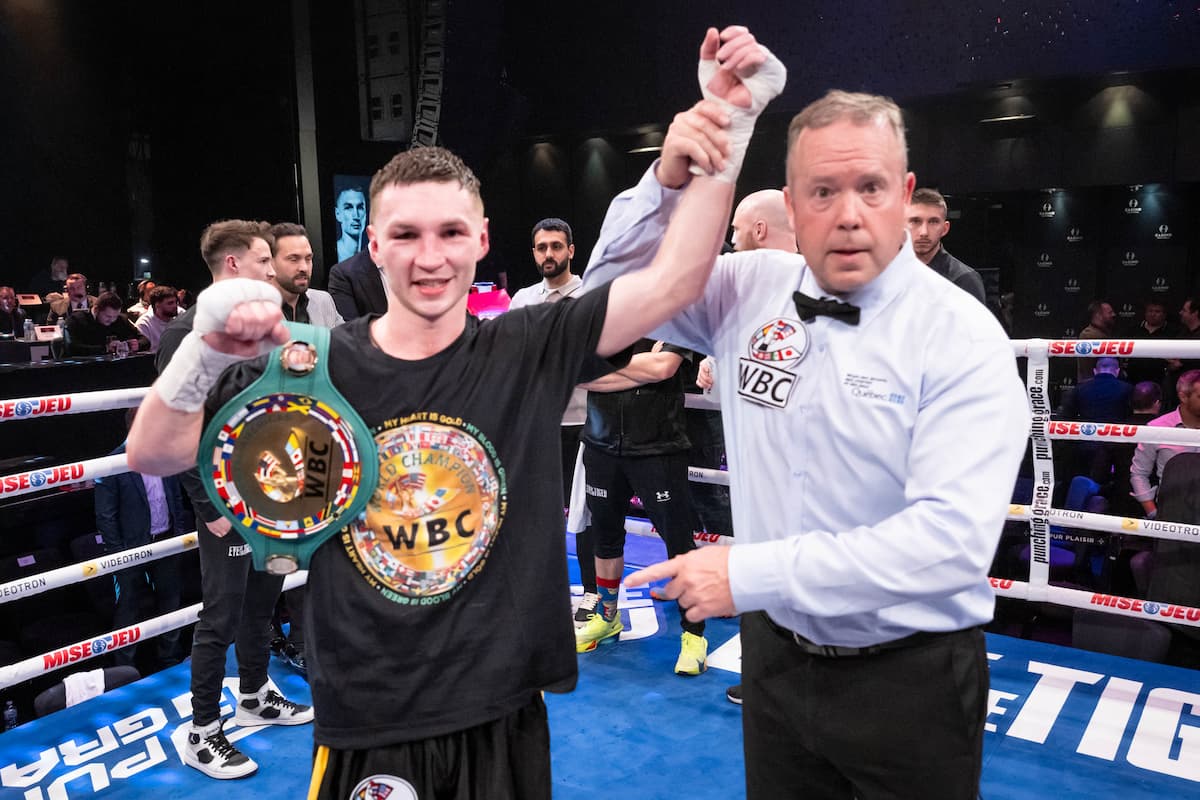 Dzmitry Asanau victorious over Francesco Patera in their boxing bout