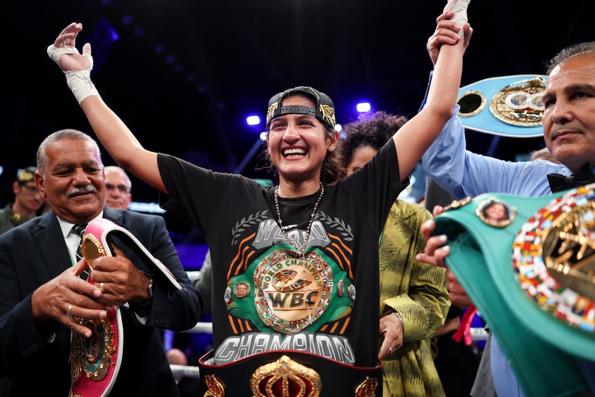 Gabriela Fundora victorious over Marilyn Badillo