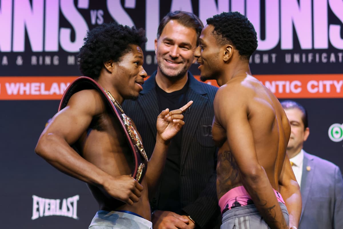 Raymond Ford and Thomas Mattice face each other at the weigh-in