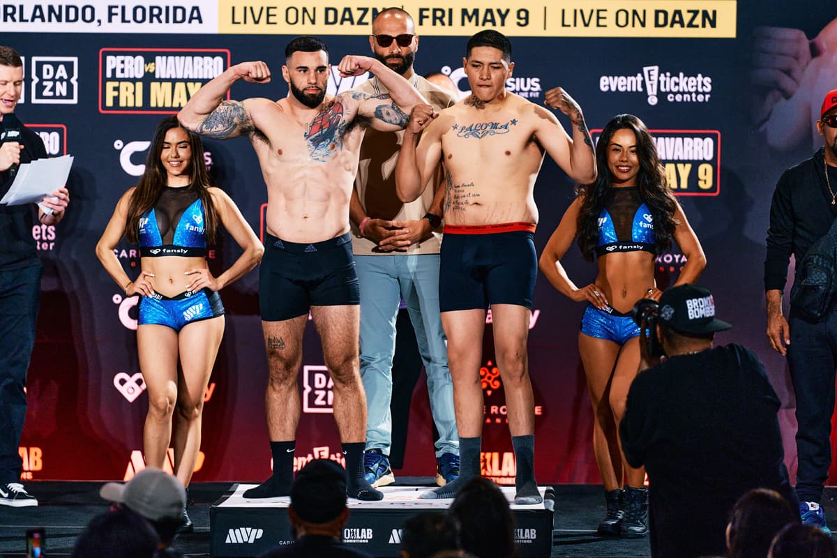 Ariel Perez and Mario Bedolla Orozco at the weigh-in