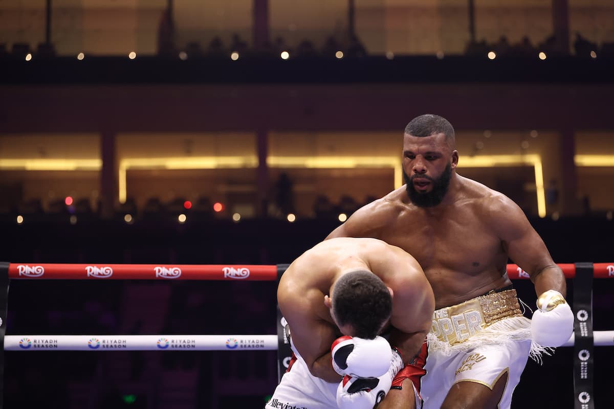 Badou Jack and Noel Mikaelian during their bout