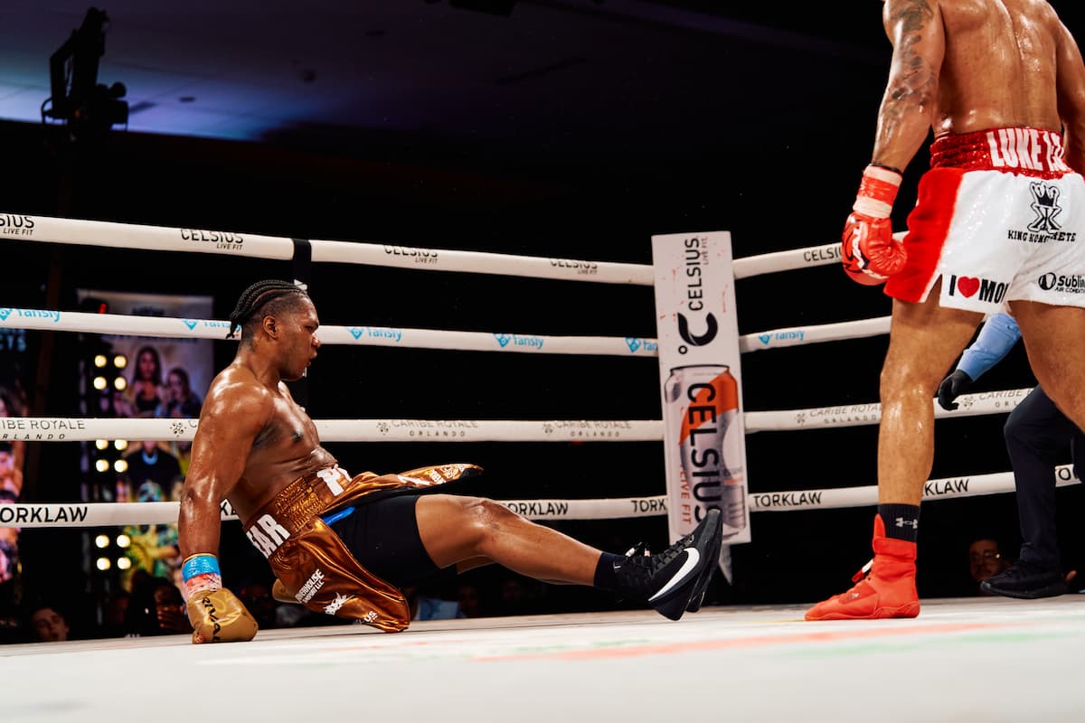 Dainier Pero suffers a knockdown during his bout against Cesar Navarro at Most Valuable Prospects 12