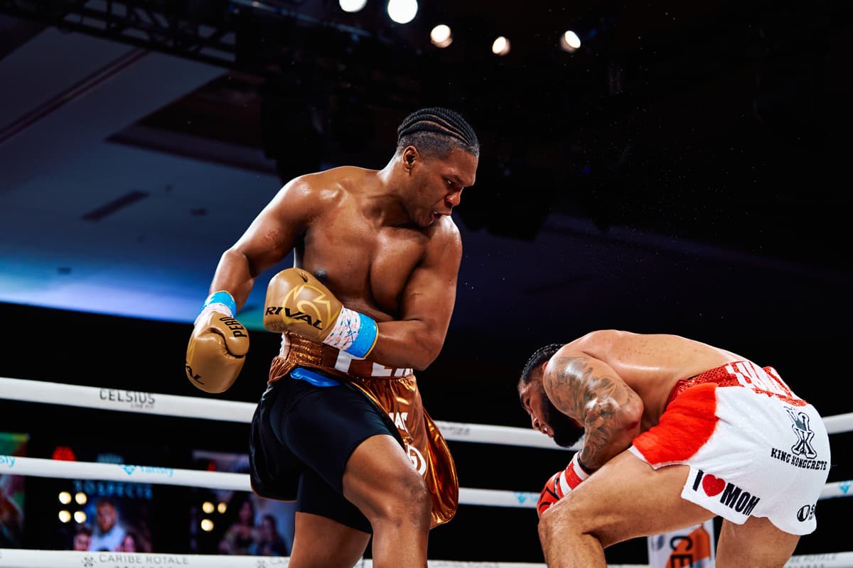 Dainier Pero in action against Cesar Navarro during their bout headlining Most Valuable Prospects 12 in Orlando, Florida
