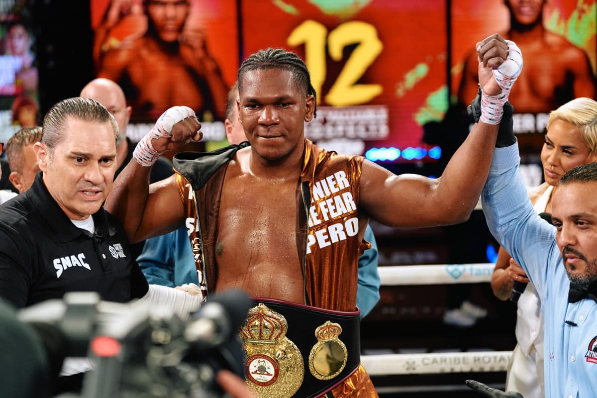 Dainier Pero takes victory over Cesar Navarro during Most Valuable Prospects 12 in Orlando, Florida