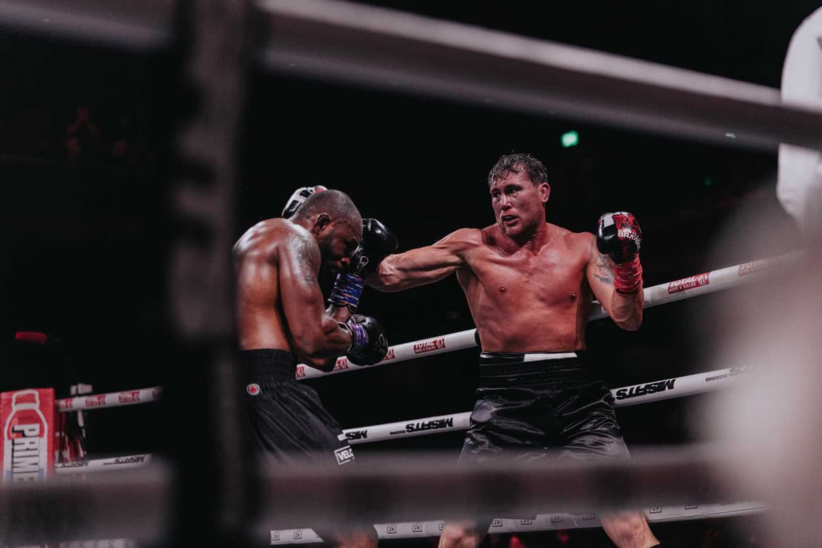 Darren Till and Darren Stewart during their boxing bout at Misfits Boxing 21