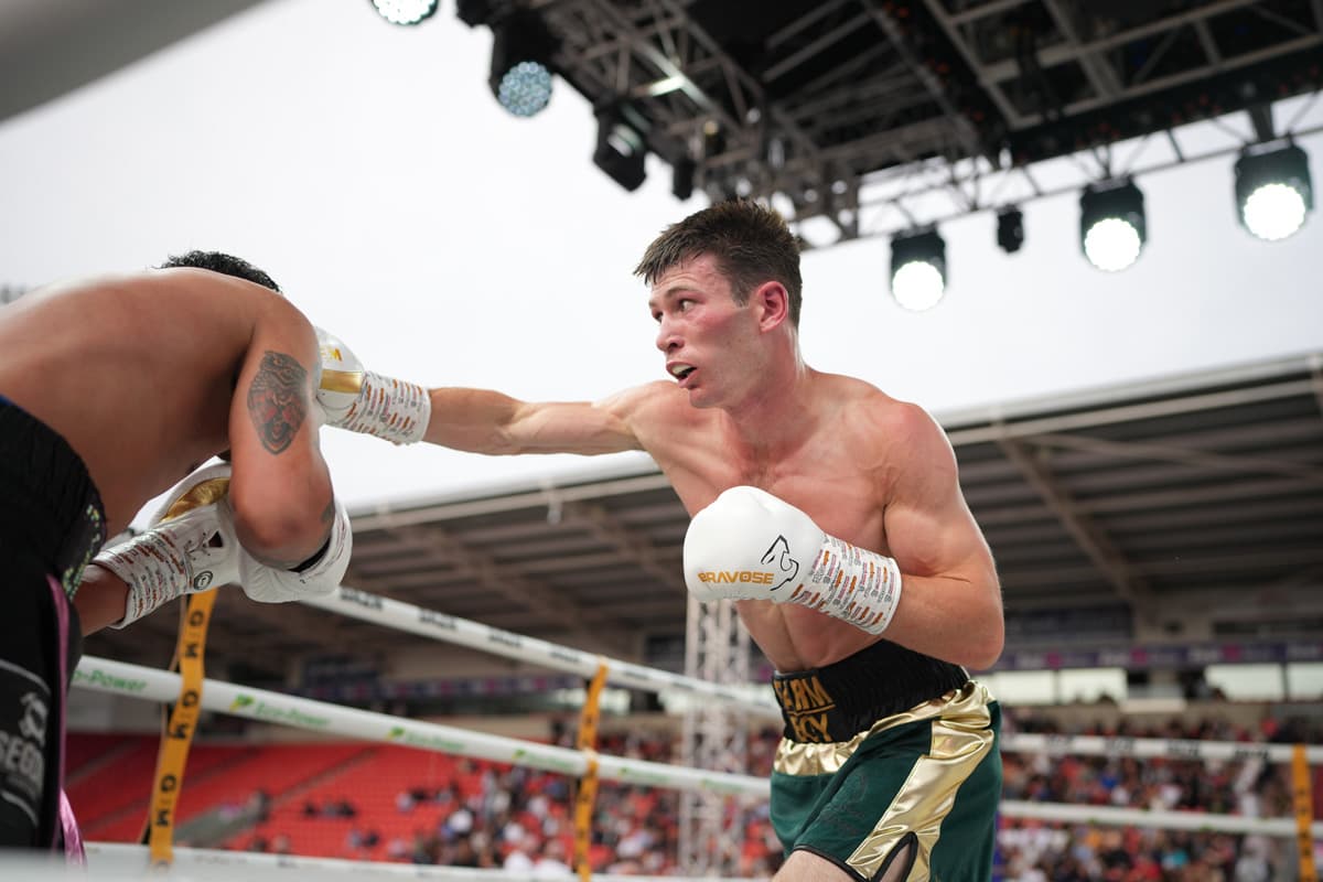 Edward Hardy throws a punch during his bout against Darwing Martinez at Doncaster Stadium