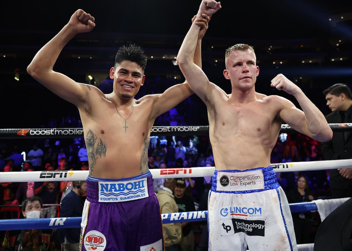 Full combat video: Emanuel Navarrete will get dropped en path to TKO of Liam Wilson