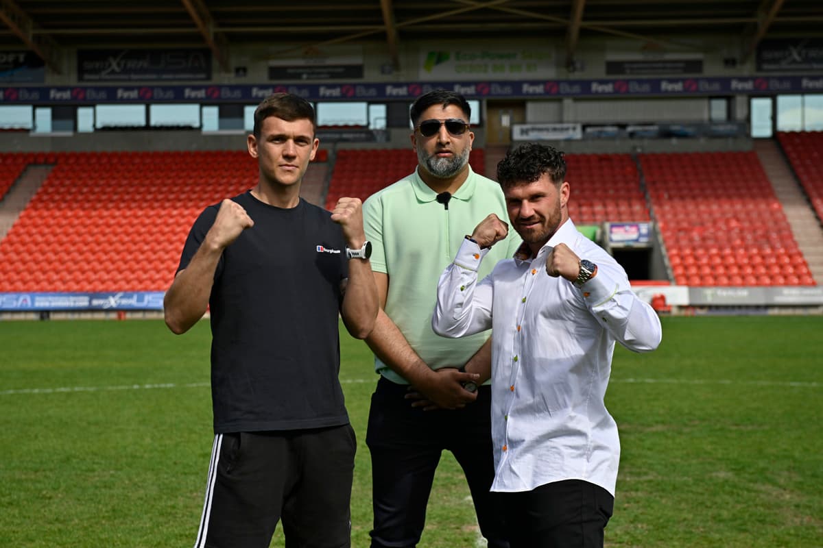 Joe Hayden and Lewis Booth at Doncaster Stadium ahead of their boxing bout