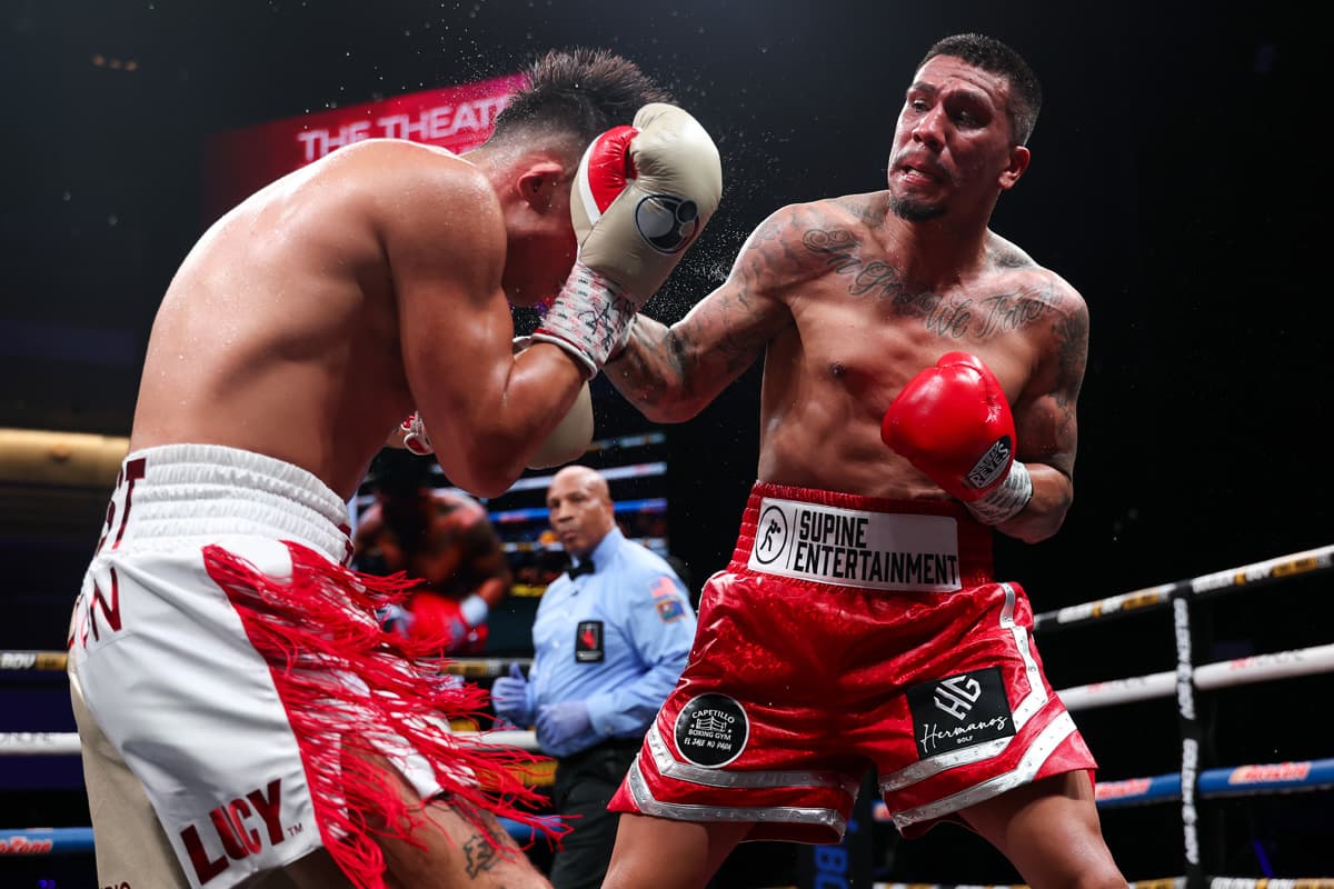 Eric Priest and Luis Arias during their boxing bout in Las Vegas