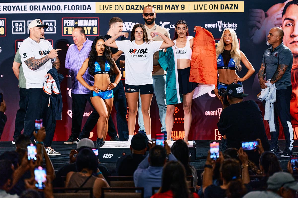 Natalie Dove and Nayeli Rodriguez at the weigh-in
