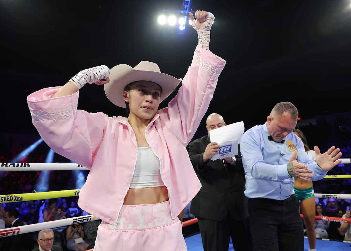 Perla Bazaldua victorious over Mona Ward in their boxing bout at Pechanga Arena San Diego