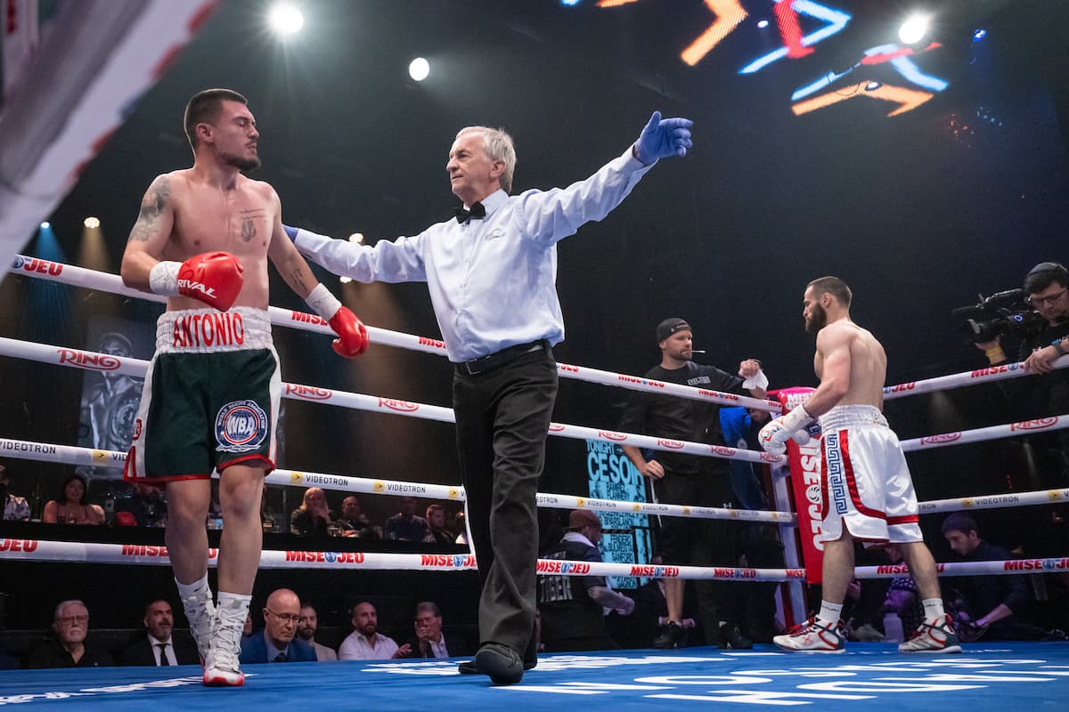 Referee stops the Arthur Biyarslanov vs Antonio Collado bout in Montreal