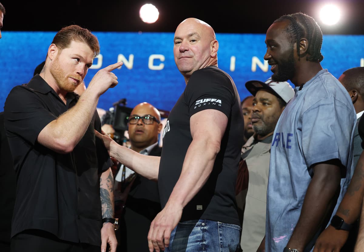 Canelo Alvarez, Dana White and Terence Crawford during the press conference at the 2025 Fanatics Fest NYC