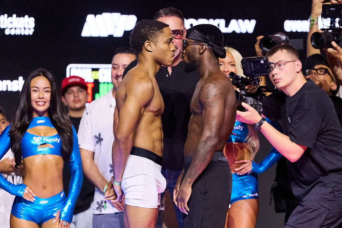 Floyd Schofield and Tevin Farmer during the weigh-in ahead of their bout in Anaheim, CA