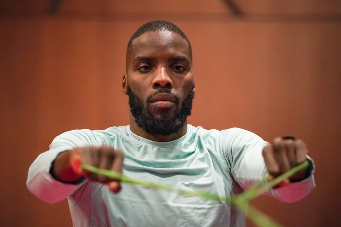 Lawrence Okolie works out in the gym ahead of his boxing bout