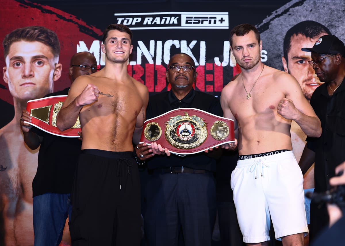 Vito Mielnicki Jr. and Kamil Gardzielik during the weigh-in ahead of their bout in Newark, New Jersey