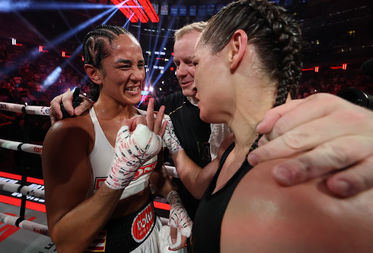 Amanda Serrano and Katie Taylor during their boxing bout at MSG in New York