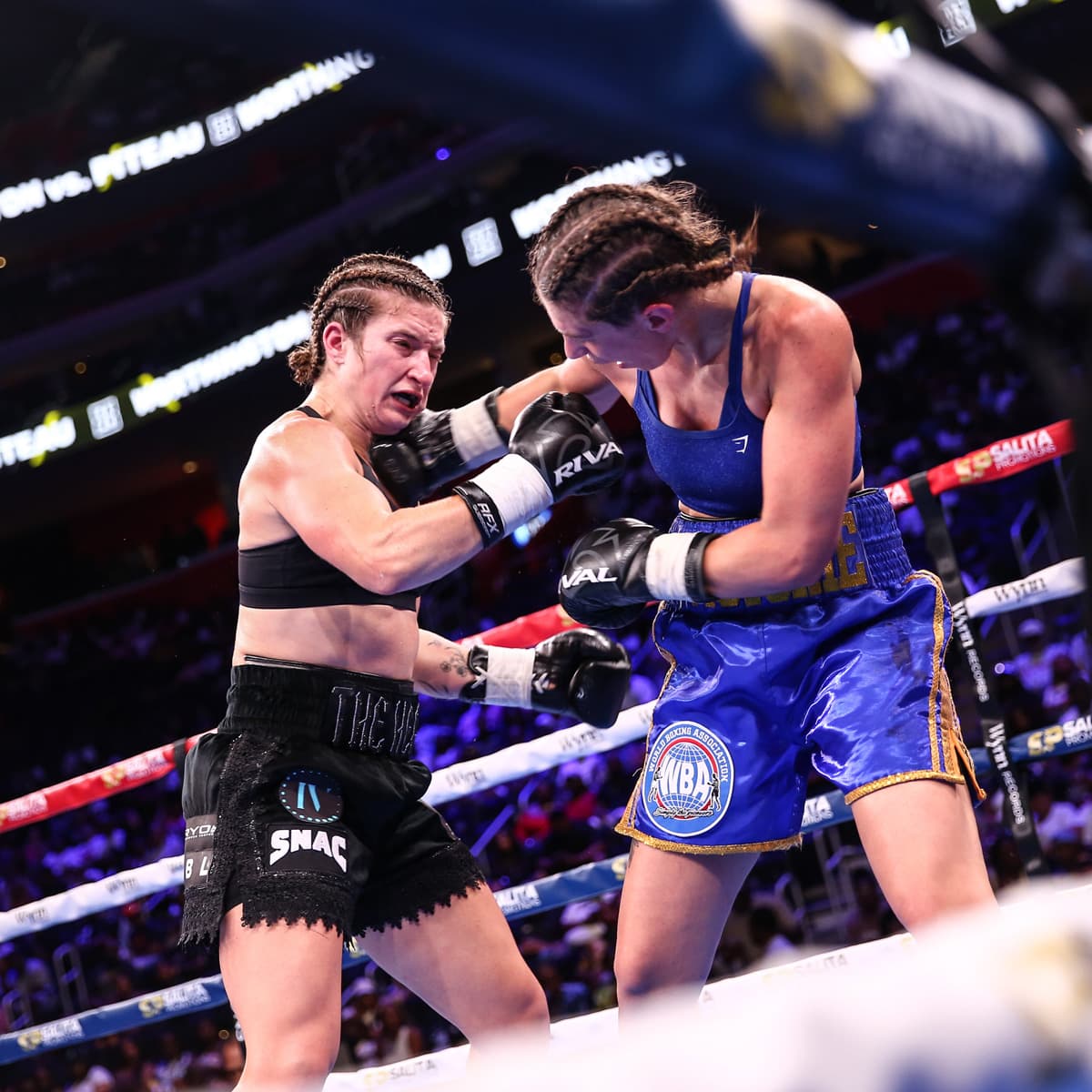 Samantha Worthington and Victoire Piteau during their bout at Little Caesars Arena in Detroit