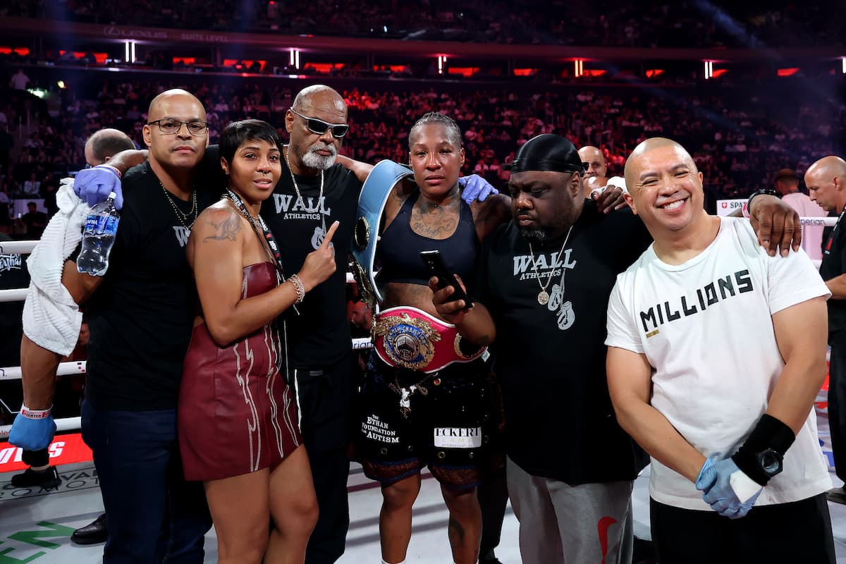 Shadasia Green with her team after victory over Savannah Marshall during their bout at MSG in New York