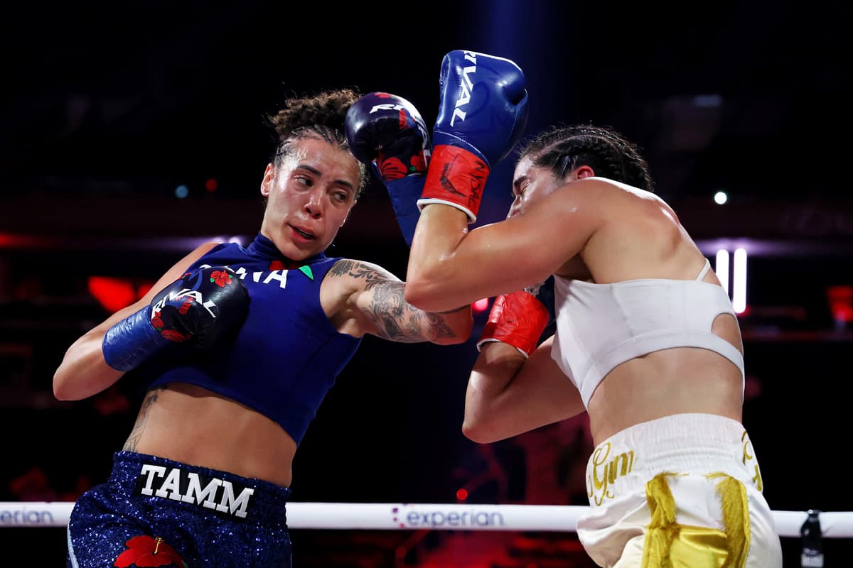 Tammara Thibeault and Mary Casamassa during their boxing bout at MSG in New York