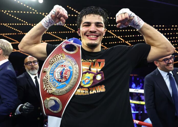 Xander Zayas defeats Jorge Garcia Perez to become world champion at The Theater at Madison Square Garden in New York