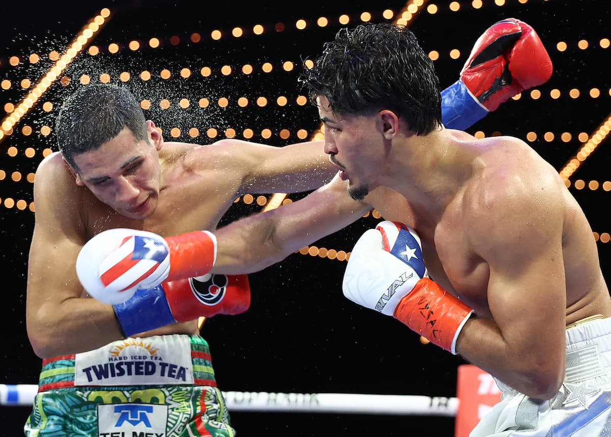 Xander Zayas and Jorge Garcia Perez during their bout at The Theater at Madison Square Garden in New York