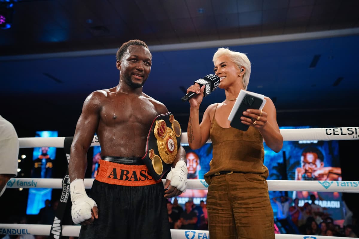 Abass Baraou victorious in his boxing match at Caribe Royale Orlando