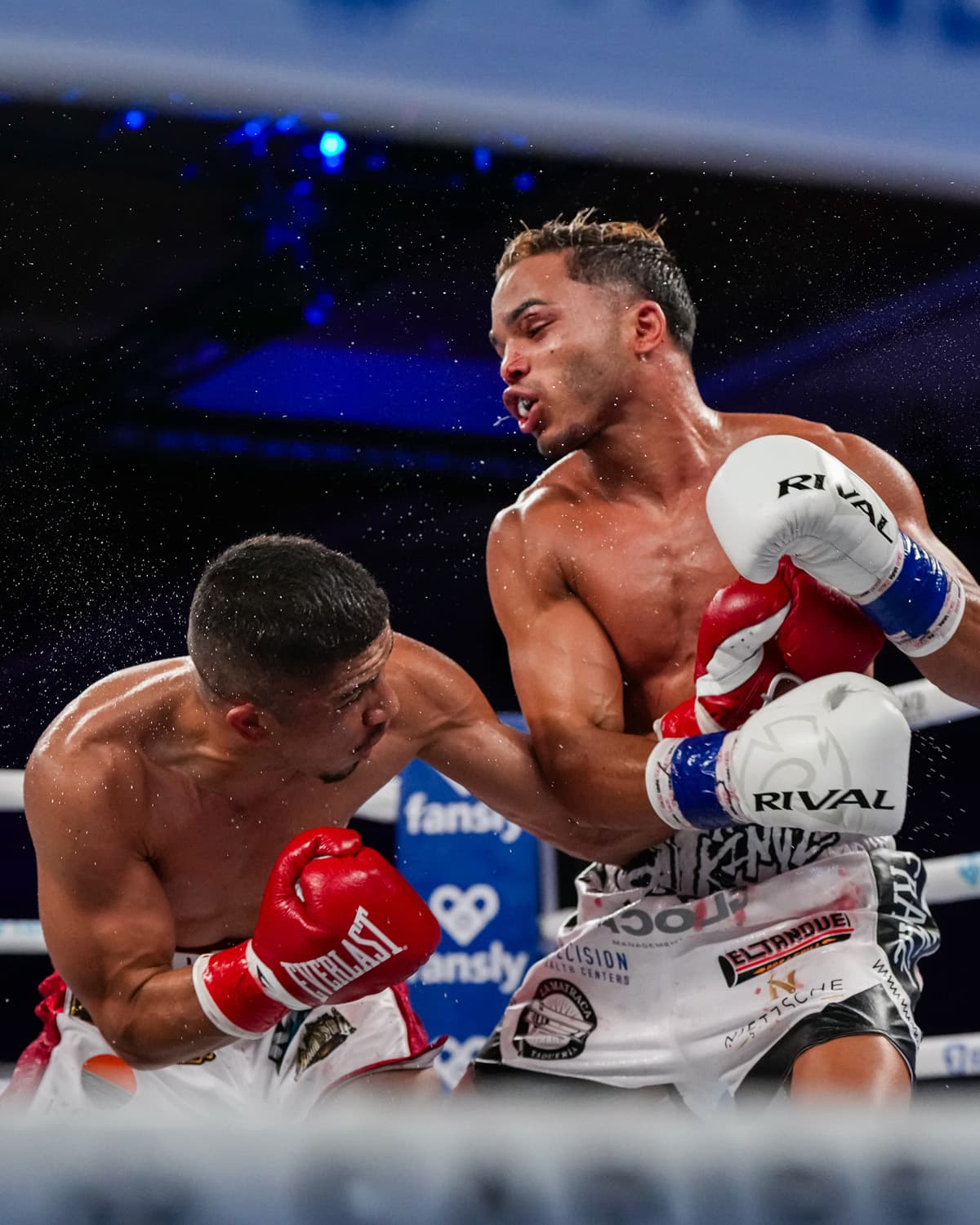 Yankiel Rivera and Angelino Cordova during their boxing bout at Caribe Royale Orlando