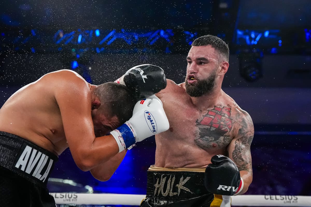 Ariel Perez punches Chris Avila during their boxing bout at Caribe Royale Orlando