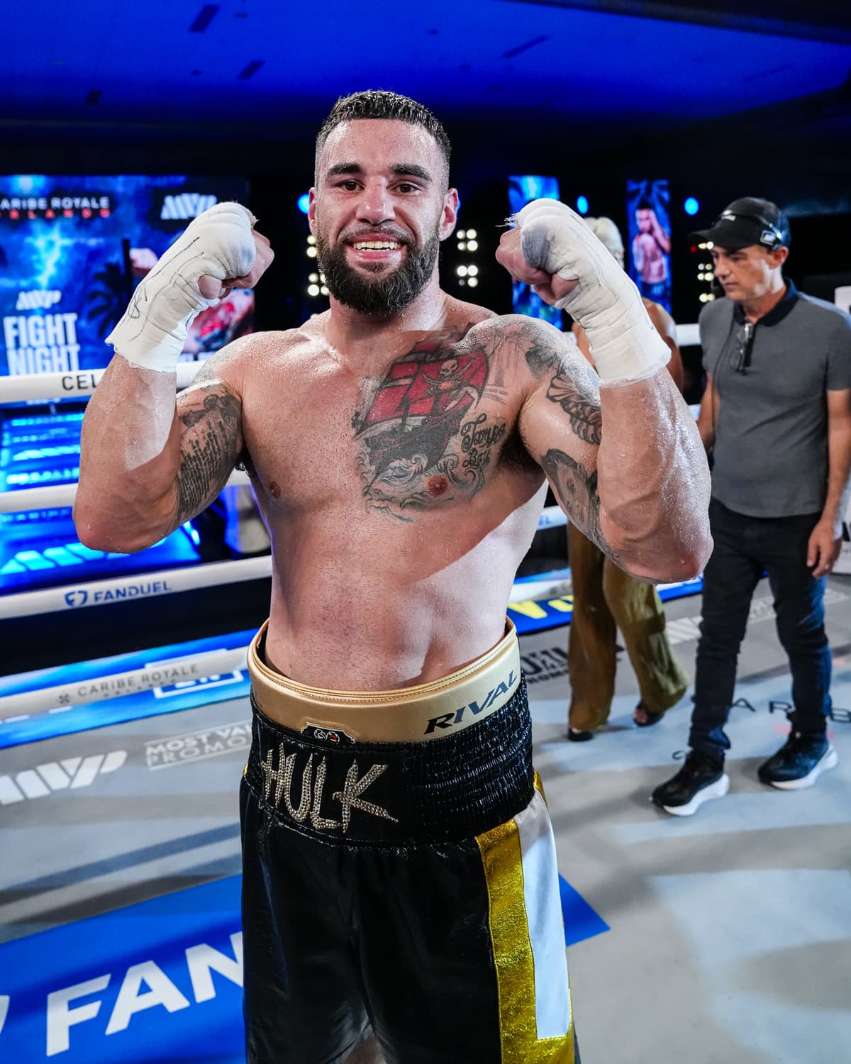 Ariel Perez victorious in his boxing match at Caribe Royale Orlando
