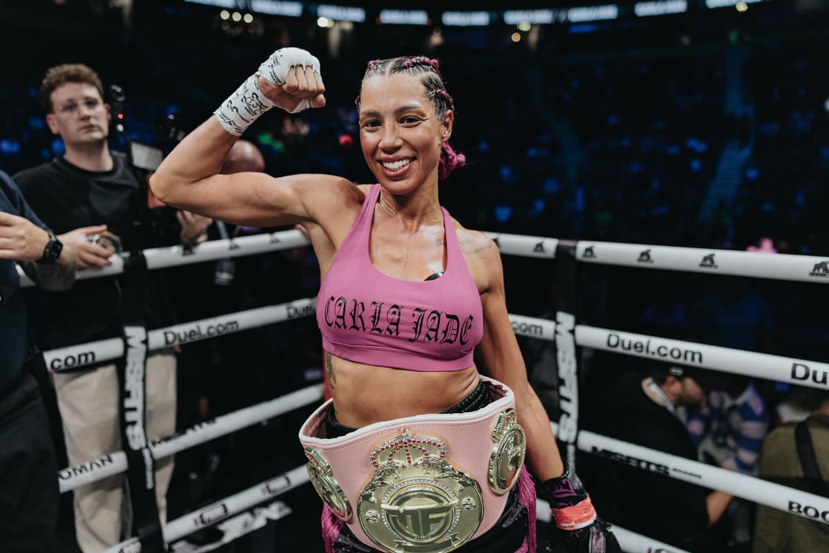 Carla Jade after her victory over Daryn Harris at Misfits Boxing 22