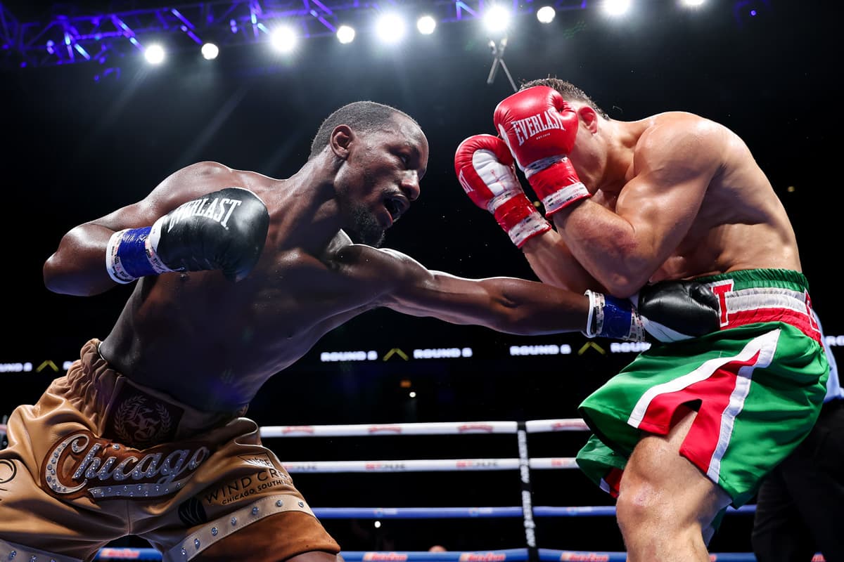 Kenneth Sims Jr. punches Oscar Duarte during their boxing bout in Chicago