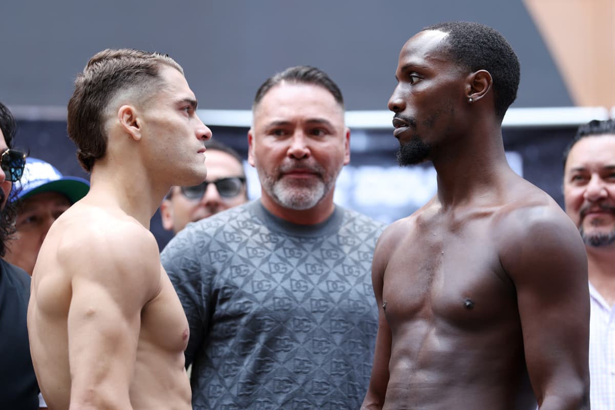 Oscar Duarte and Kenneth Sims Jr. during the weigh-in ahead of their boxing bout in Chicago