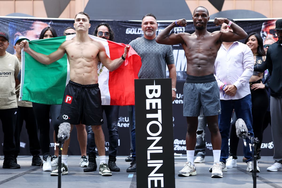 Oscar Duarte and Kenneth Sims Jr. during the weigh-in ahead of their boxing bout in Chicago