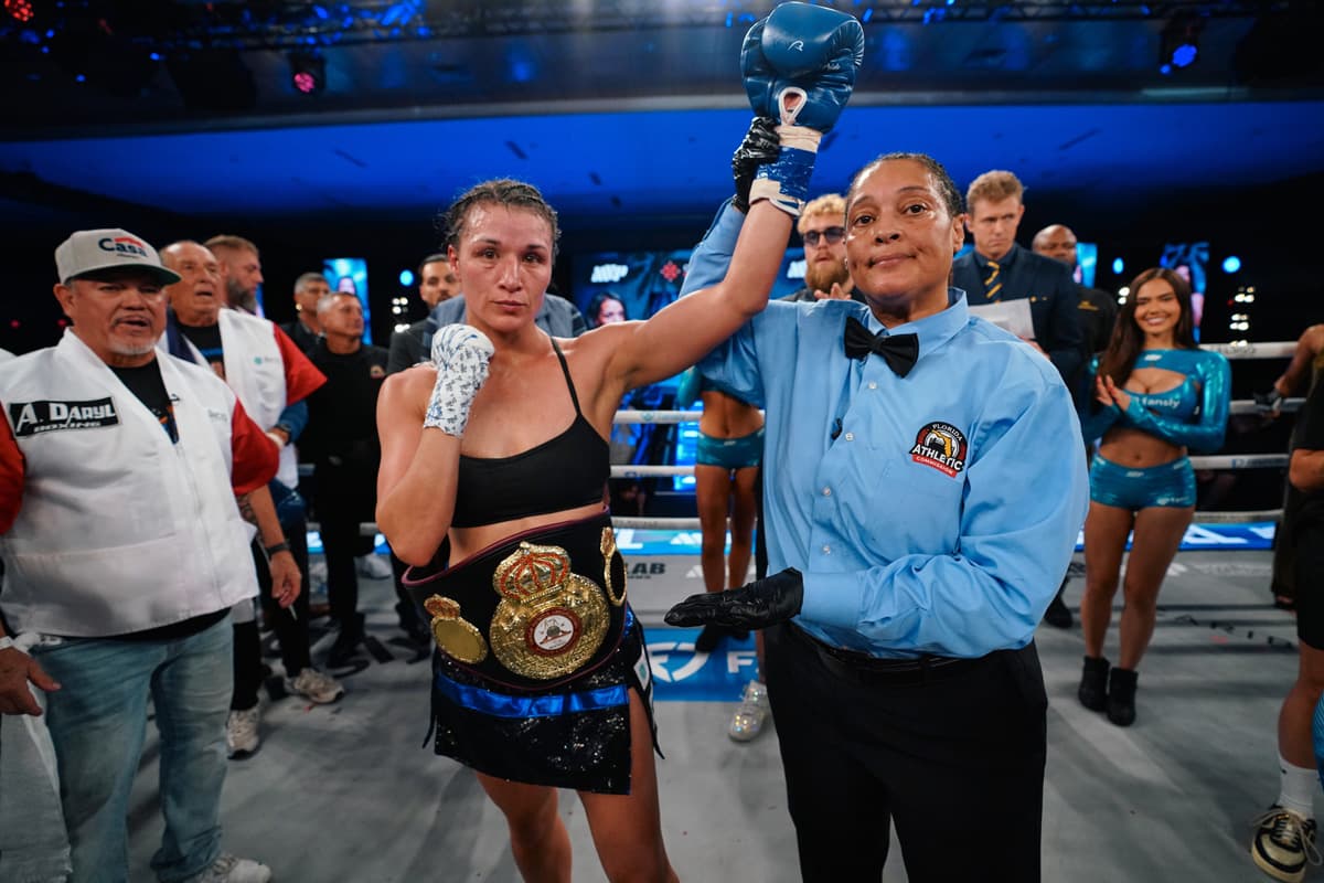 Stephanie Han victorious in her boxing match at Caribe Royale Orlando