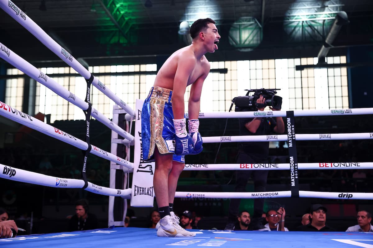Hector Beltran during his bout against Moises Martinez Zumaya
