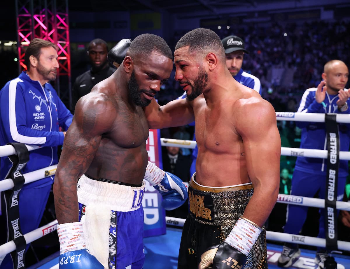 Ishmael Davis and Caoimhin Agyarko during their boxing bout