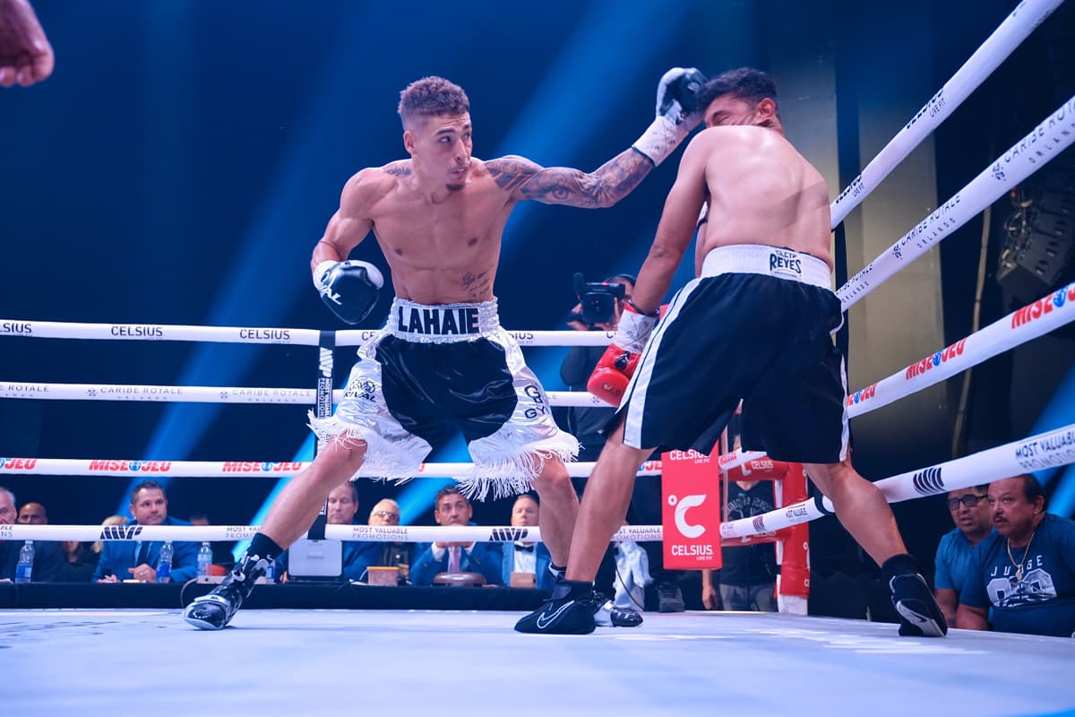 Loick Lahaie punches Jose Adolfo Madrigal Rodriguez