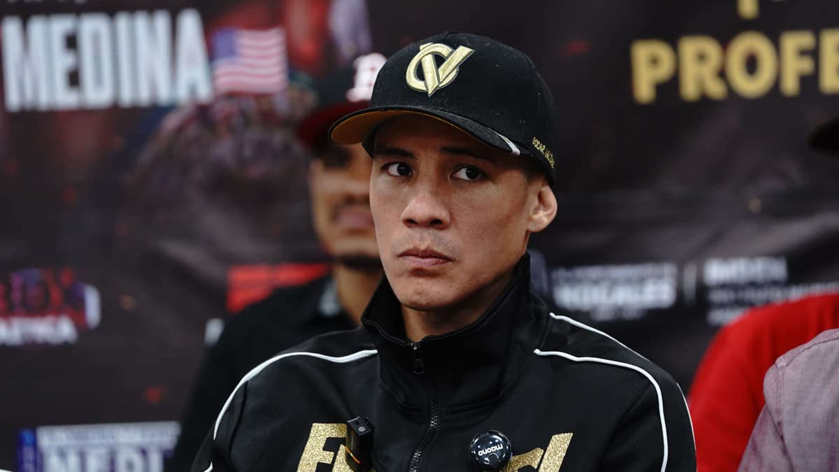 Oscar Valdez during the press conference