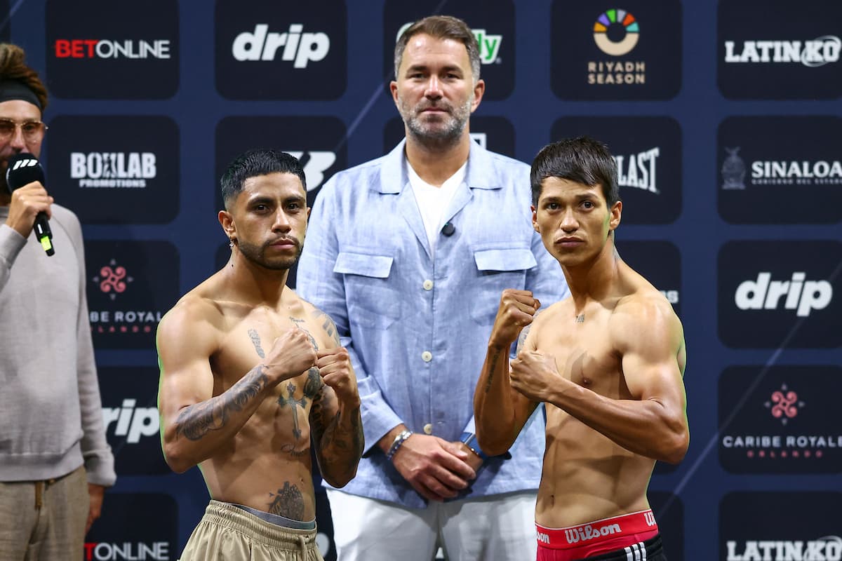 Yoali Mejia Mosqueda and German Valenzuela Barreras during the weigh-in ahead of their boxing bout