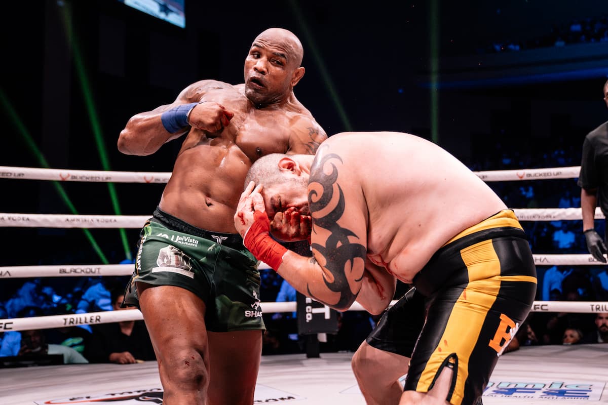 Yoel Romero dominates Theo Doukas during their bare-knuckle boxing bout