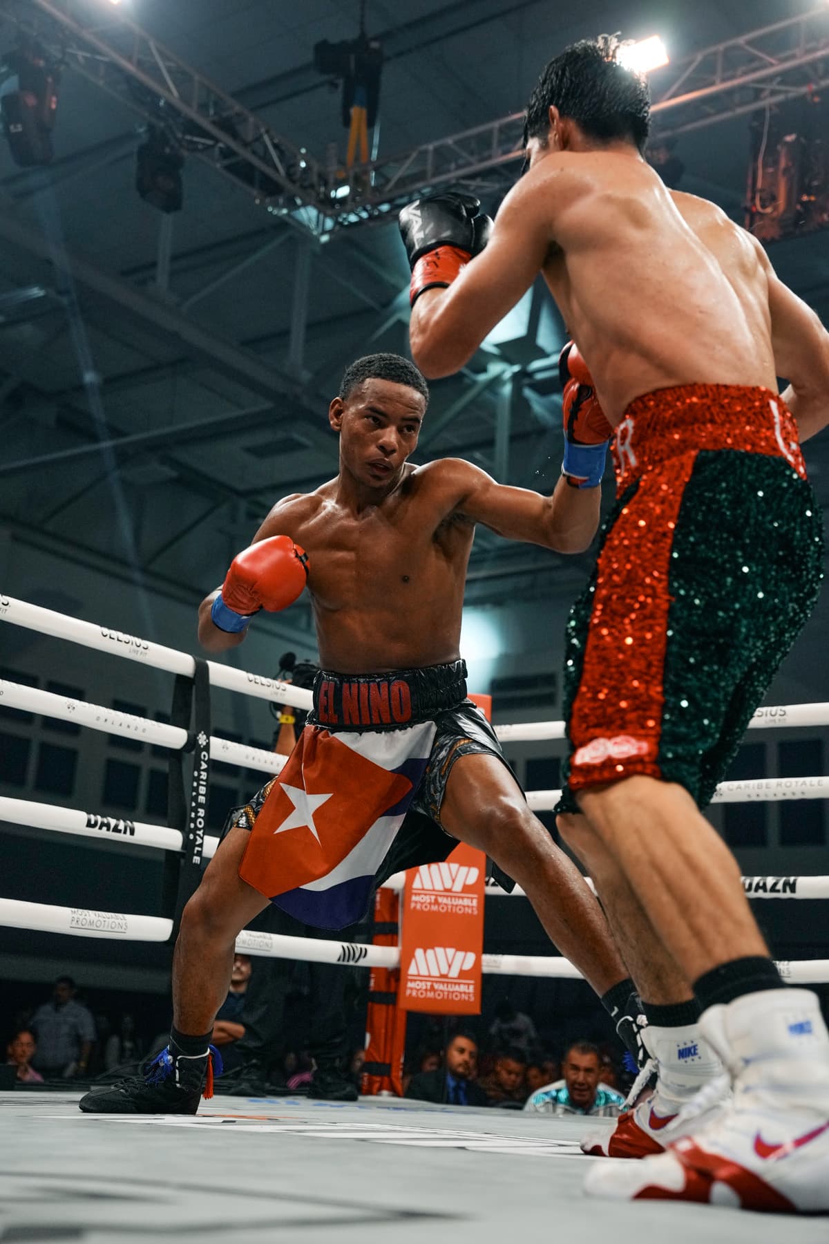 Pedro Veitia during his bout against Xavier Lehi Zuniga Ceron